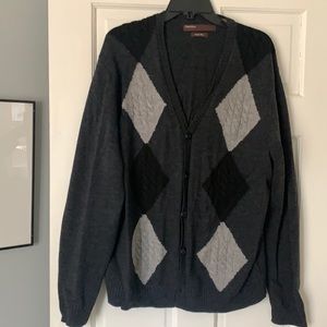 Perry Ellis Large merino wool cardigan.